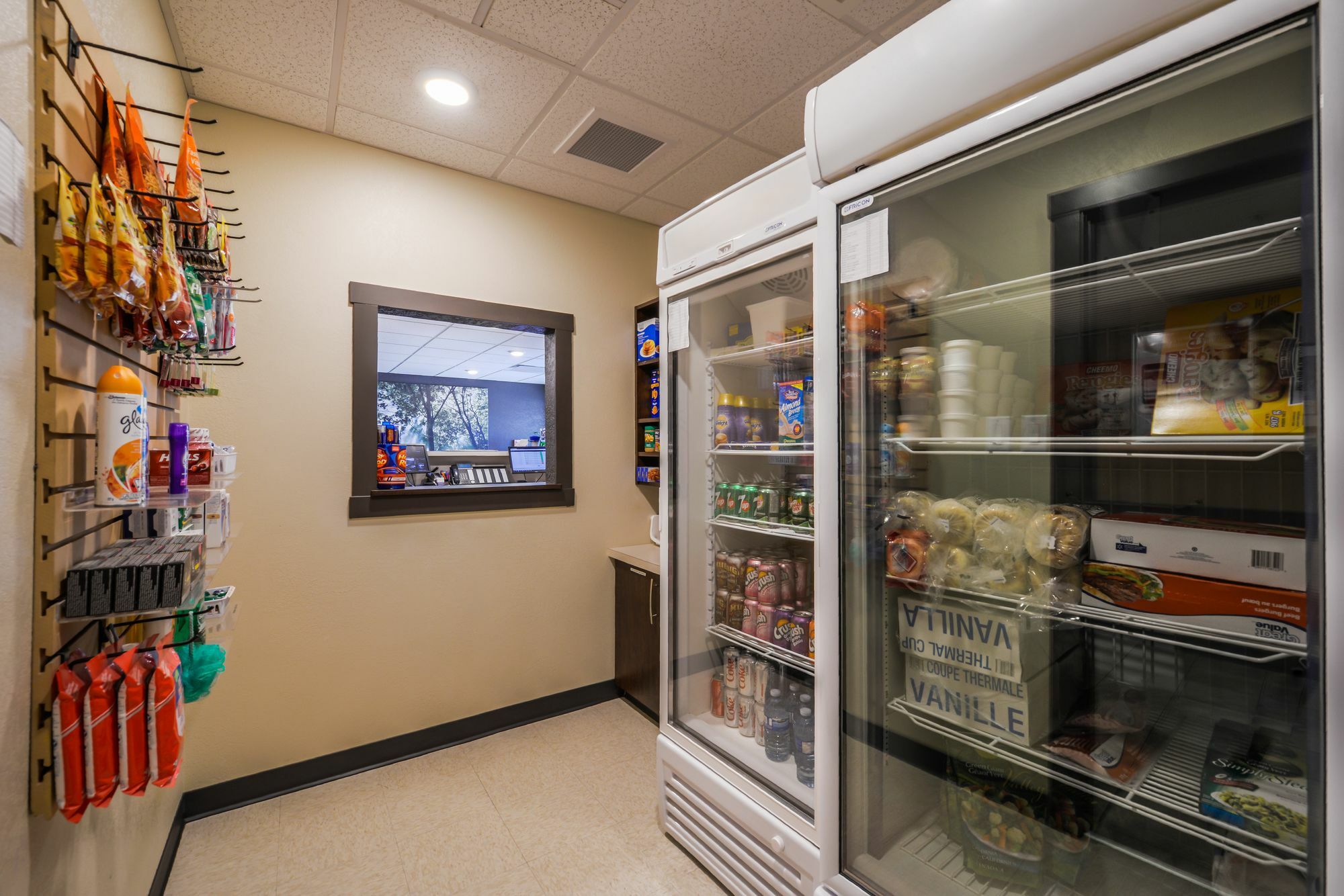 Quality Inn & Suites Kindersley Exterior photo
